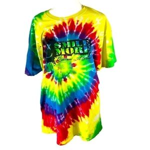 Gildan Roman Atwood Smile More Tee L Tie Dye Festival